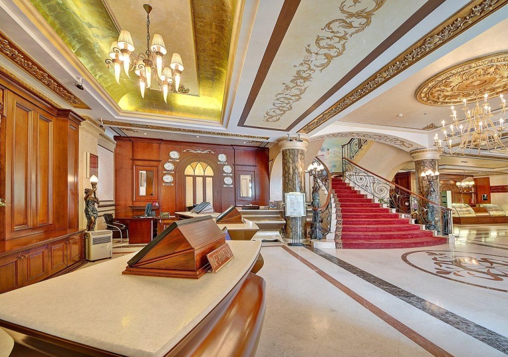 Дубай: Royal Ascot Hotel