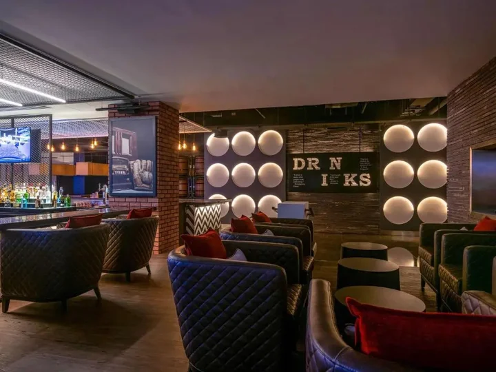 Дубай: Отель Pullman Dubai Creek City Centre