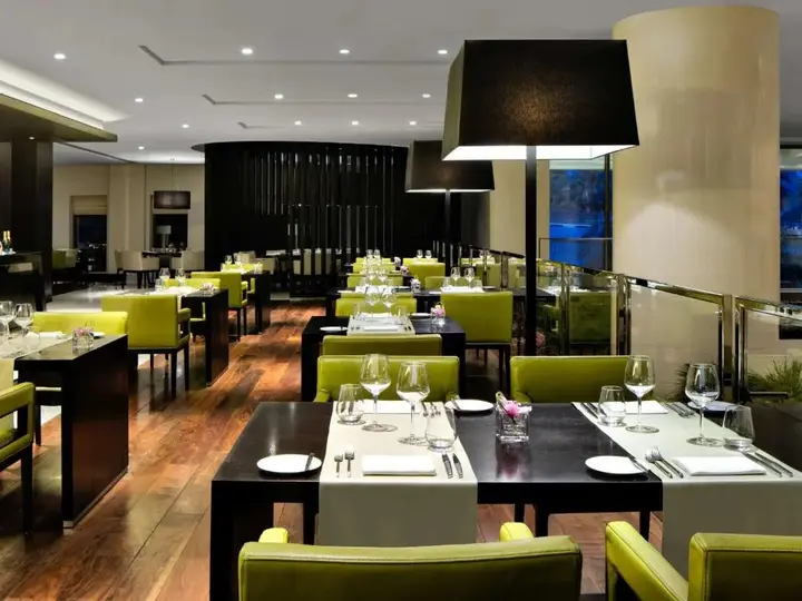 Дубай: Отель Pullman Dubai Creek City Centre