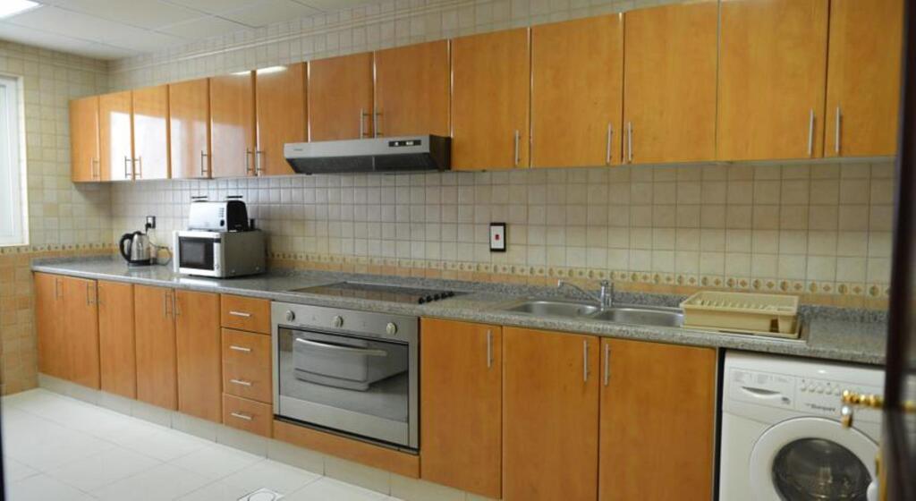 Дубай: Al Manar Hotel Apartments