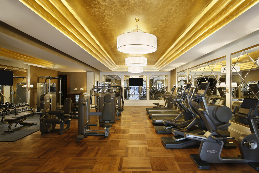Дубай: Отель Al Habtoor Palace