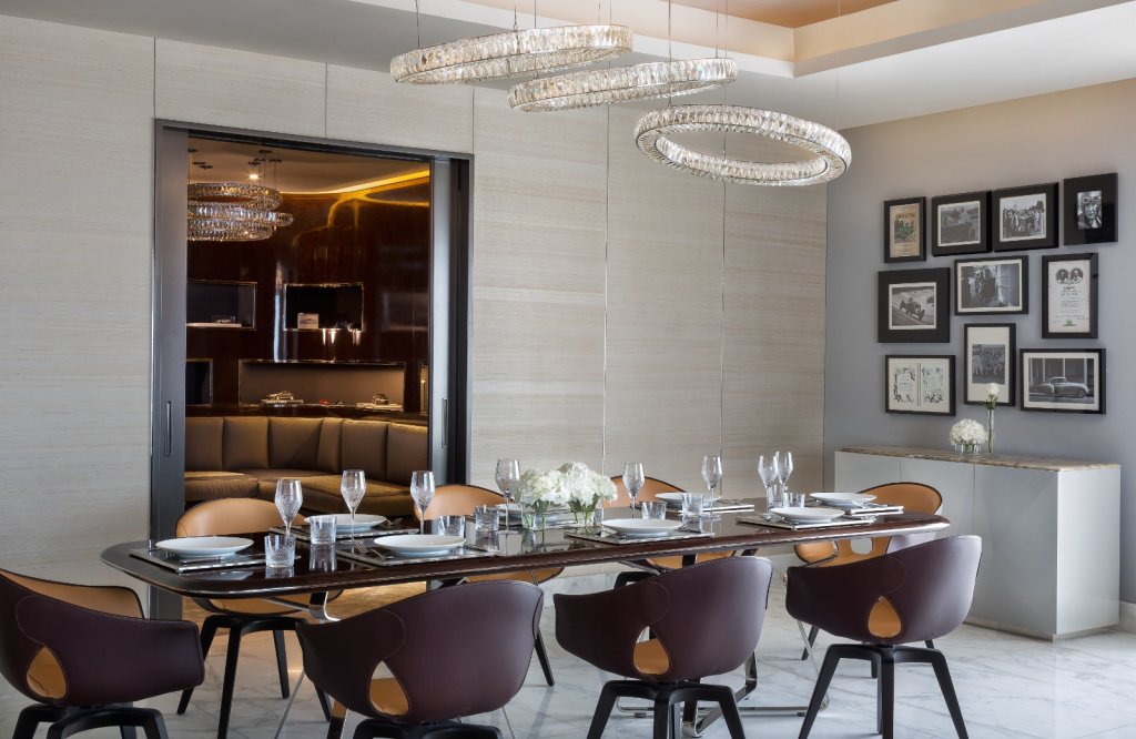 Дубай: Отель Al Habtoor Palace