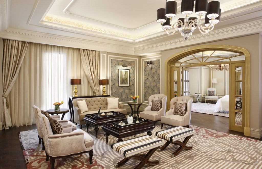 Дубай: Отель Al Habtoor Palace