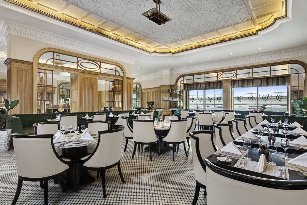 Дубай: Отель Al Habtoor Palace