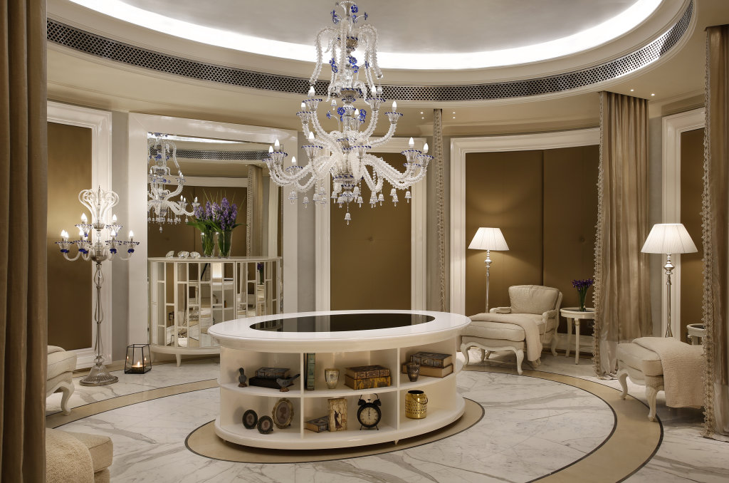 Дубай: Отель Al Habtoor Palace