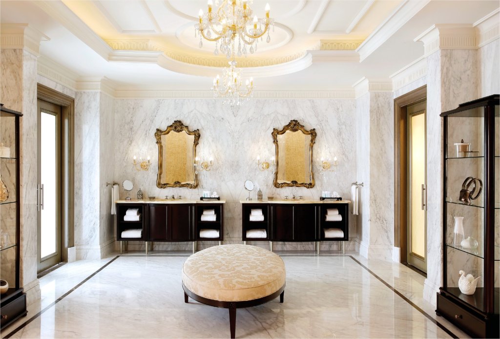 Дубай: Отель Al Habtoor Palace