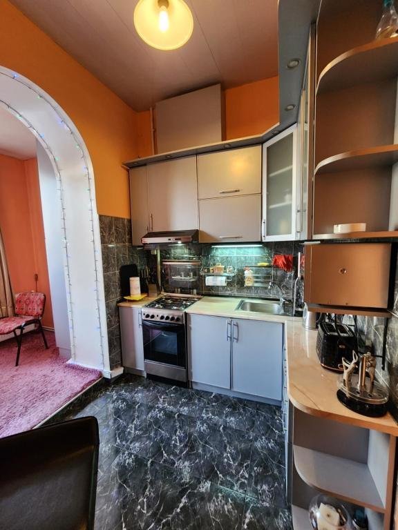 Тбилиси: Apartment at Baratashvili 10