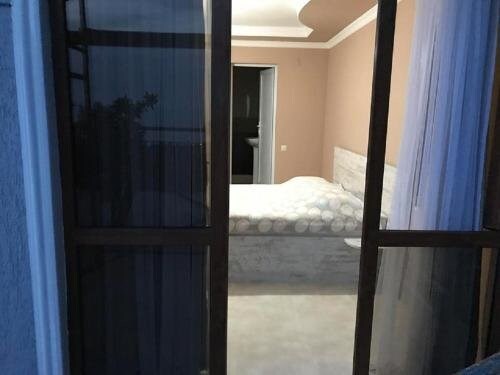 Батуми: 15 Kviparosi Guest House
