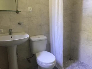 Батуми: 15 Kviparosi Guest House