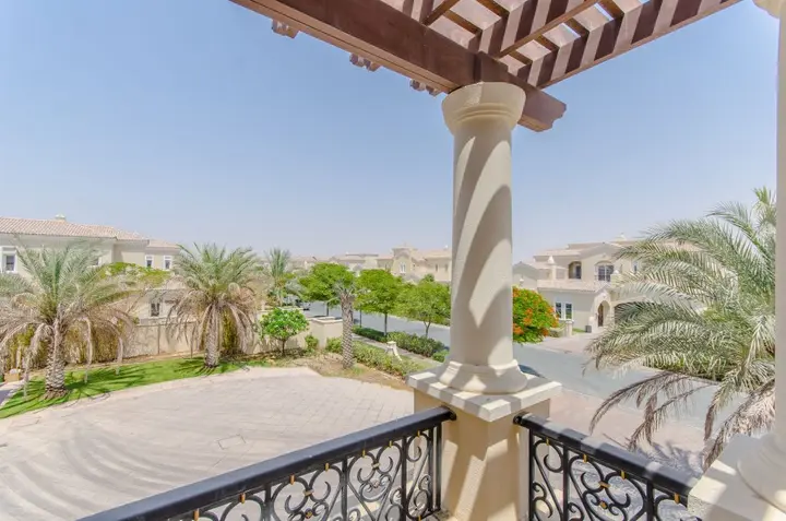 Дубай: DHH - Polo Villa in Arabian Ranches