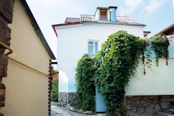 carousel image 1
