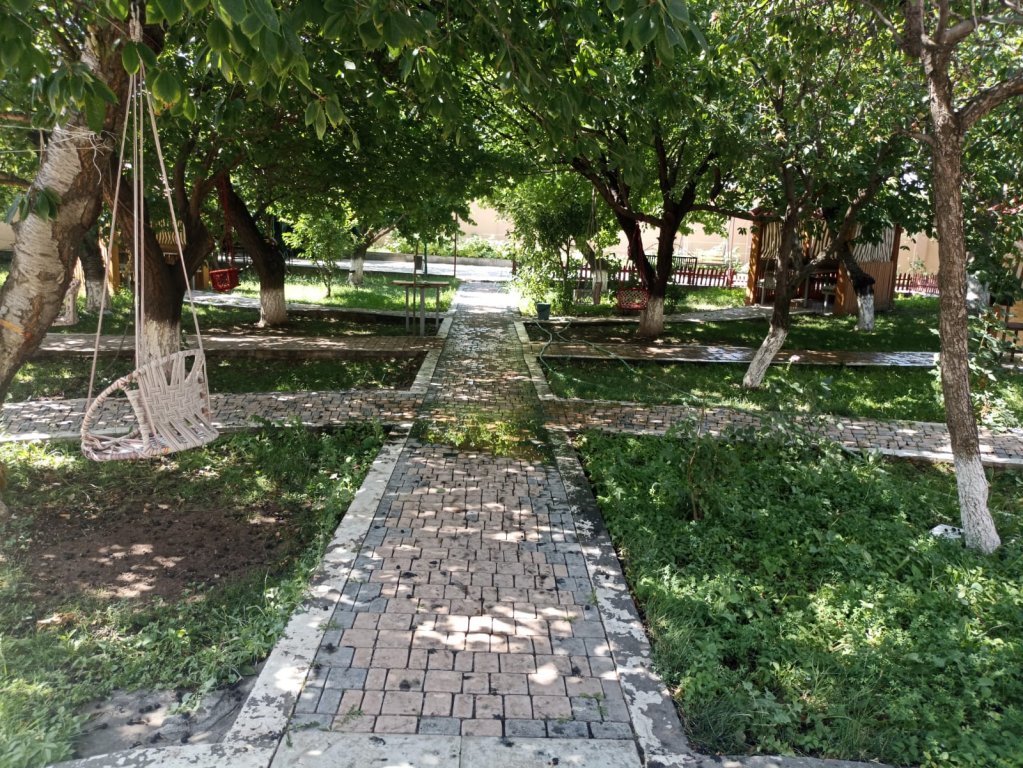 Ереван: Отель Urartu Complex