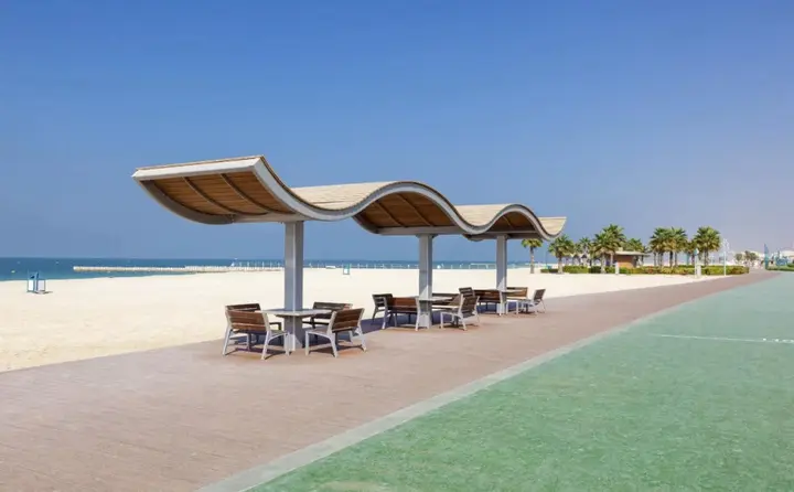 Дубай: Flora Al Barsha Hotel at the Mall