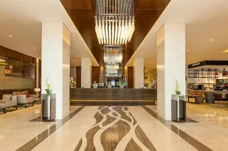 Дубай: Flora Al Barsha Hotel at the Mall