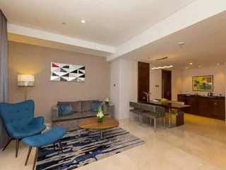 Дубай: Flora Al Barsha Hotel at the Mall