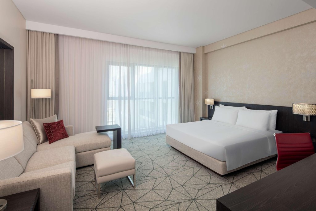 Дубай: Hyatt Place Dubai Jumeirah
