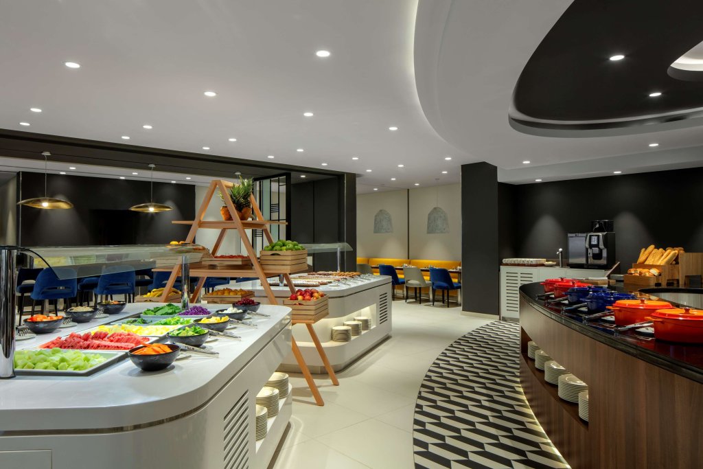 Дубай: Hyatt Place Dubai Jumeirah