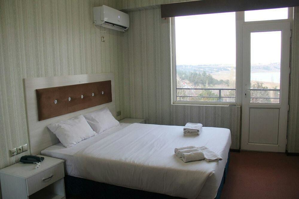 Тбилиси: Royal Sky Hotel