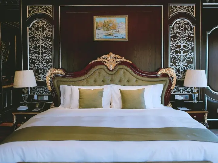 Тбилиси: Hotel Hotels & Preference Hualing Tbilisi Mimino