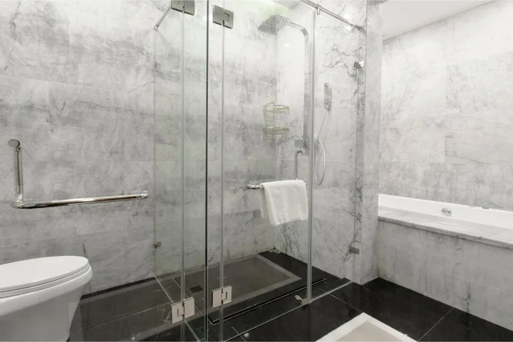 Тбилиси: Hotel Hotels & Preference Hualing Tbilisi Mimino