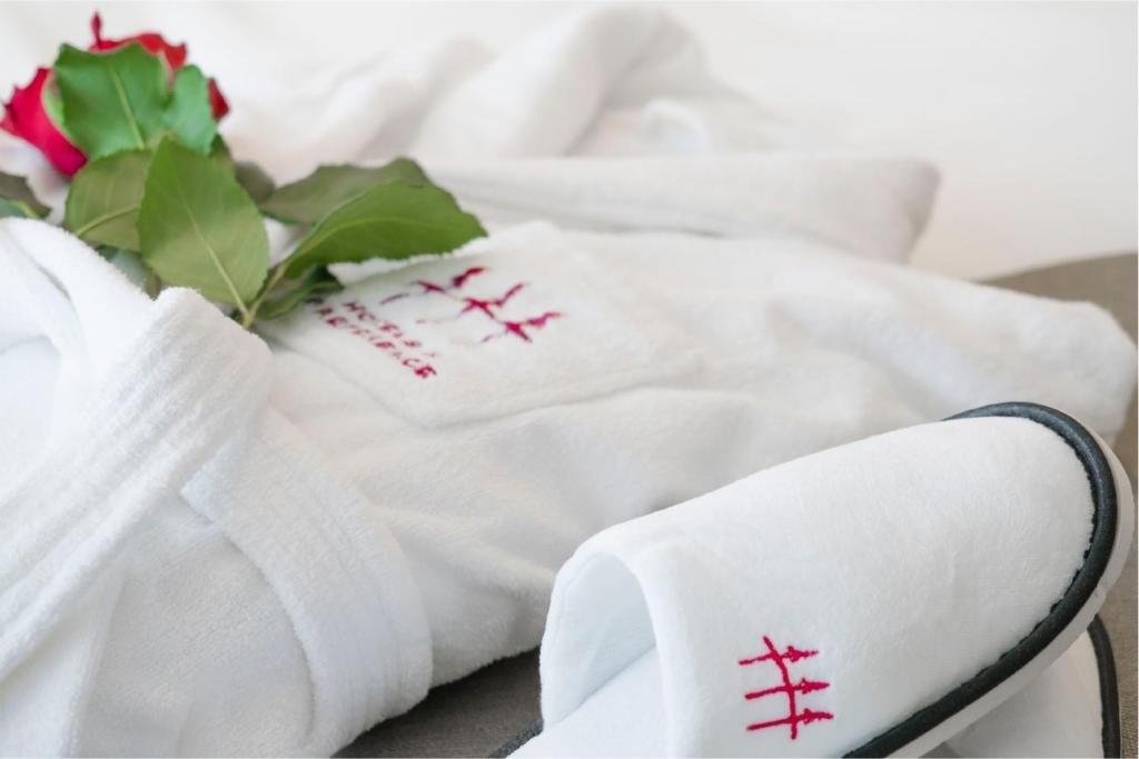 Тбилиси: Hotel Hotels & Preference Hualing Tbilisi Mimino