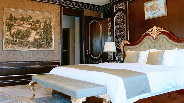 Тбилиси: Hotel Hotels & Preference Hualing Tbilisi Mimino
