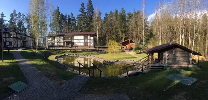 Логойск: Zayachya Polyana Recreation center