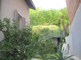 Тбилиси: Cosmos Hostel
