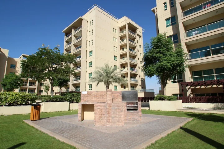 Дубай: Kennedy Towers - Al Arta 3