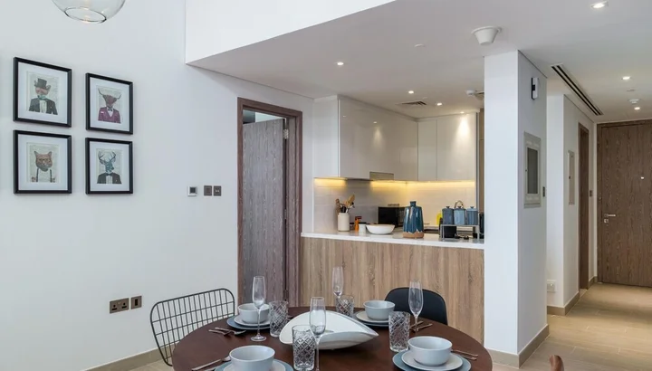 Дубай: LUX Holiday Home - LIV Residence 1
