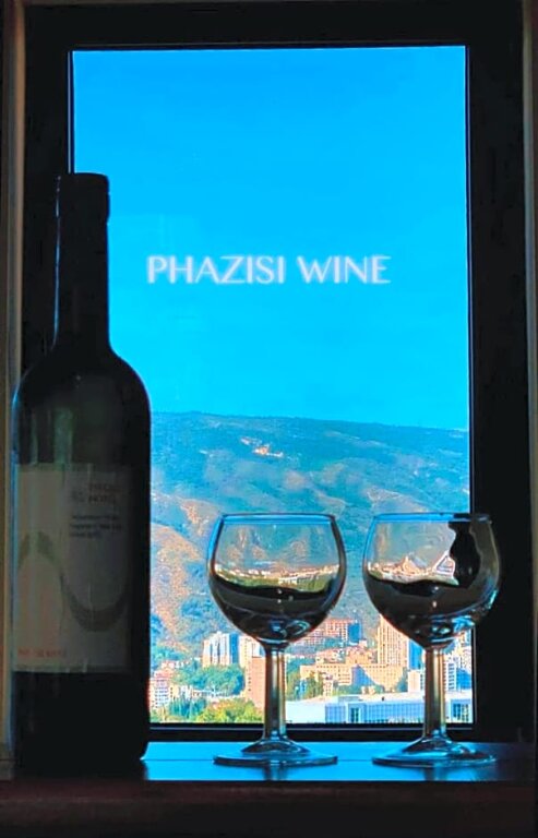 Тбилиси: Phazisi Hotel