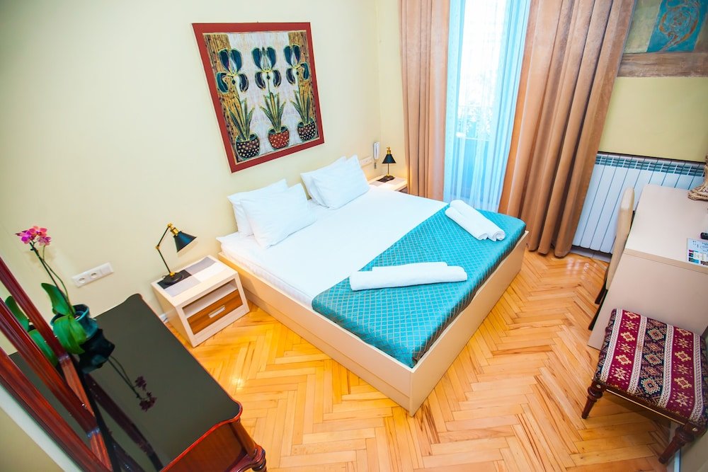 Тбилиси: Rustaveli Hotel