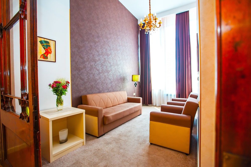 Тбилиси: Rustaveli Hotel