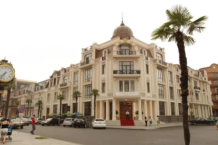 Батуми: Medea Hotel  Casino