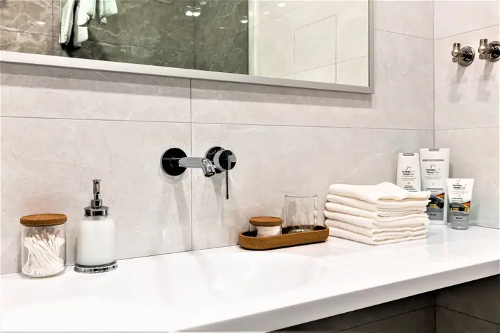 Минск: Апартаменты InterLoft 2 City Center Free Parking Wi-Fi 100/50 Smart TV