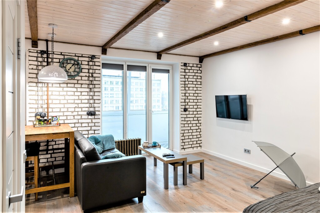 Минск: Апартаменты InterLoft 2 City Center Free Parking Wi-Fi 100/50 Smart TV