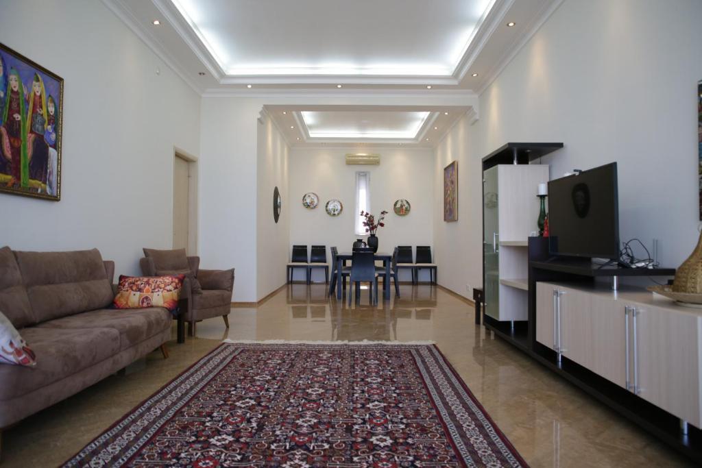 Баку: Вилла Exciting Seaview Villa Aymesa