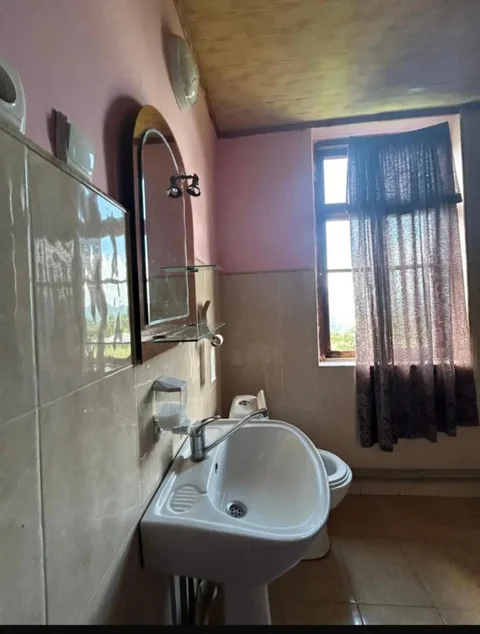 Чакви: Guest House Zebo