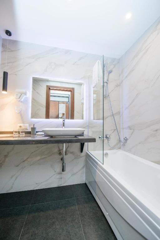 Тбилиси: Hotel  Just Inn Hotel Mimino