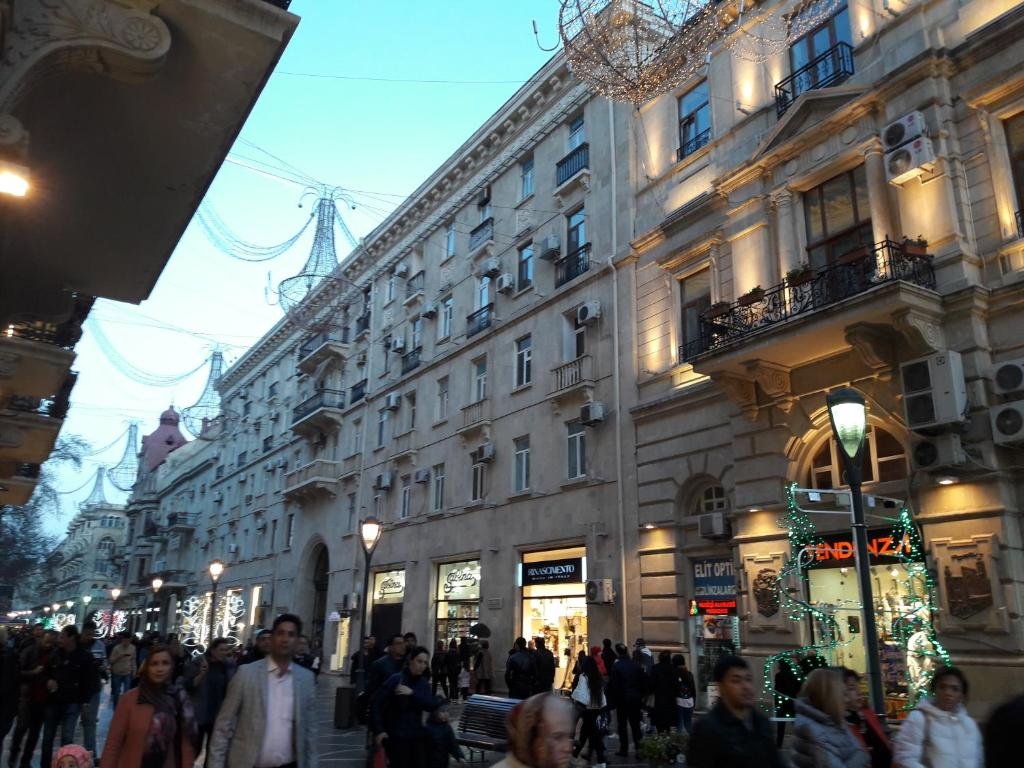 Баку: XAGANI Street MOLOKANSKII SADIK