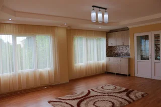 Гонио: Konstantin House