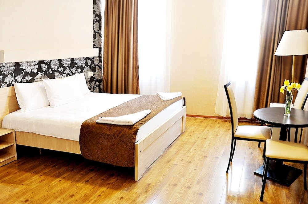 Тбилиси: Hotel Tiflis