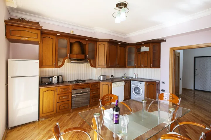 Баку: Апартаменты Leyla Apartment 8/A - Площадь Фонтанов