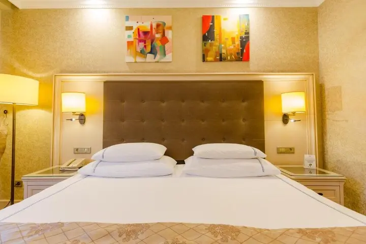 Батуми: Отель Divan Suites Batumi
