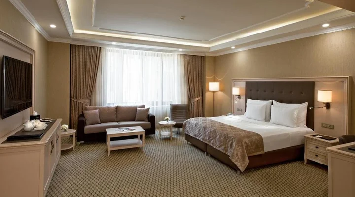 Батуми: Отель Divan Suites Batumi