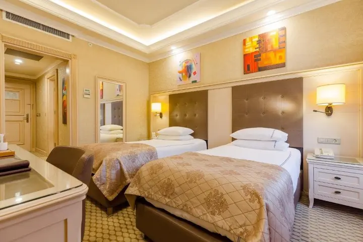 Батуми: Отель Divan Suites Batumi