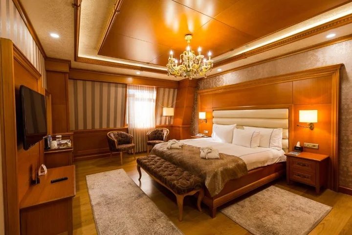 Батуми: Отель Divan Suites Batumi