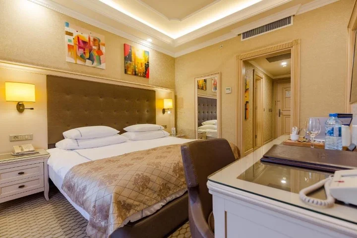 Батуми: Отель Divan Suites Batumi