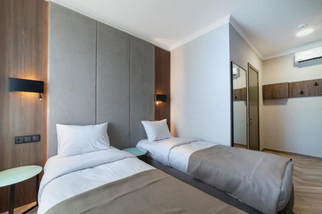 Тбилиси: Hotel Old Wall