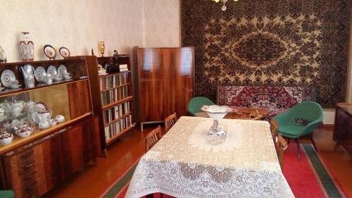 Степанцминда: Guest House Khatuna